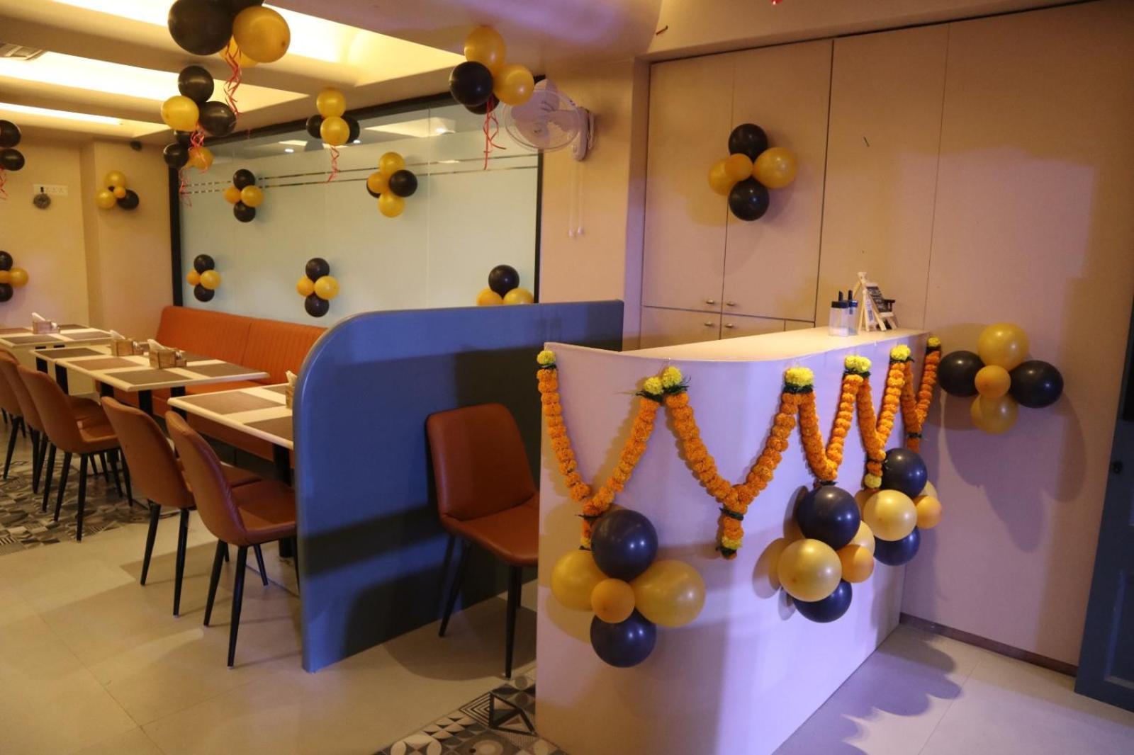 Banzai Rooms Nashik Exterior foto